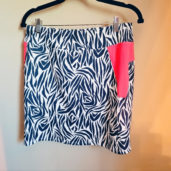 Cutter & Buck Anika Golf Skort Medium CB DryTec UPF 50 Lined Tennis Pickleball - Picture 2 of 4